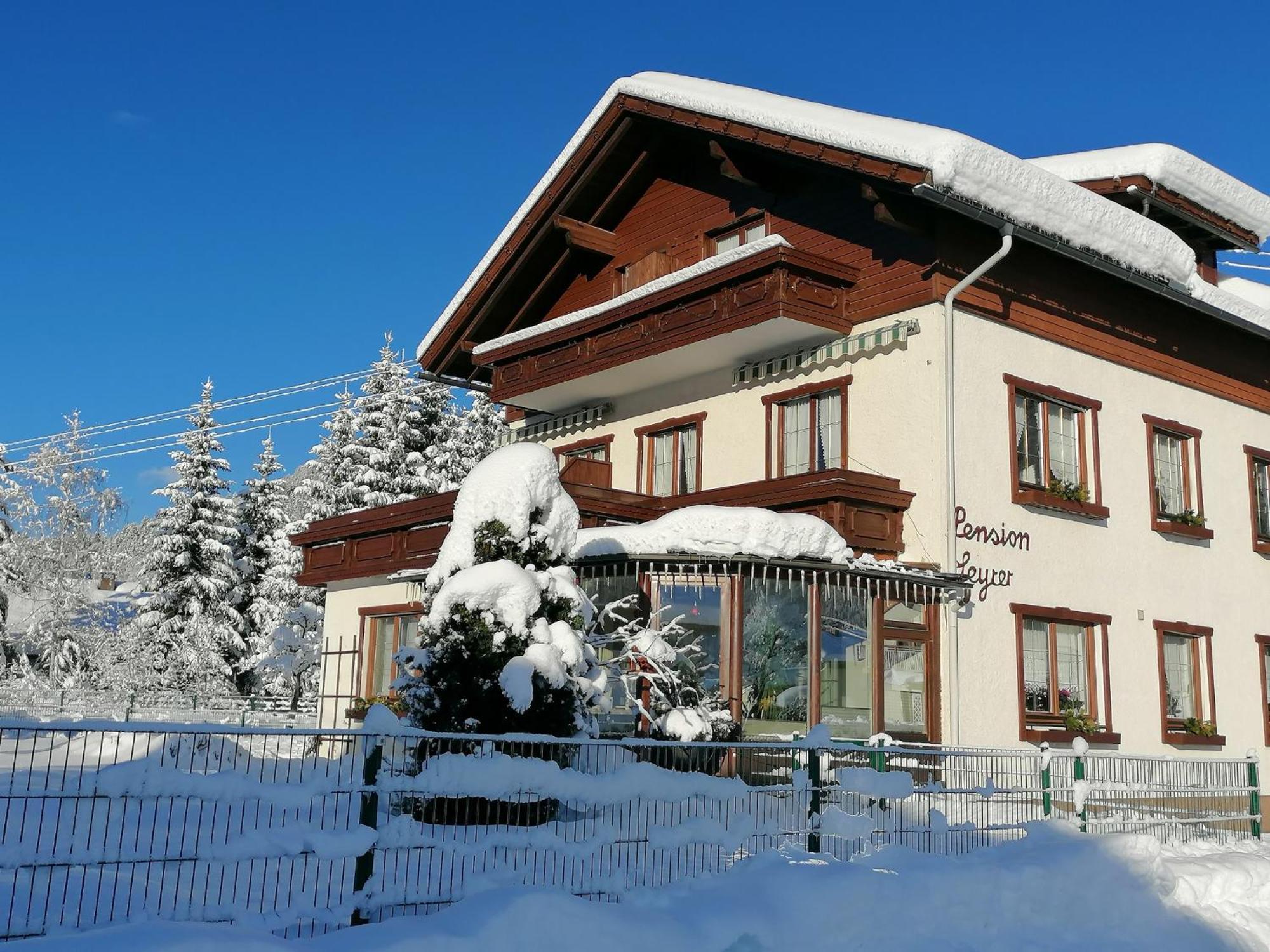 Pension Leyrer ケットシャッハ＝マウテン エクステリア 写真